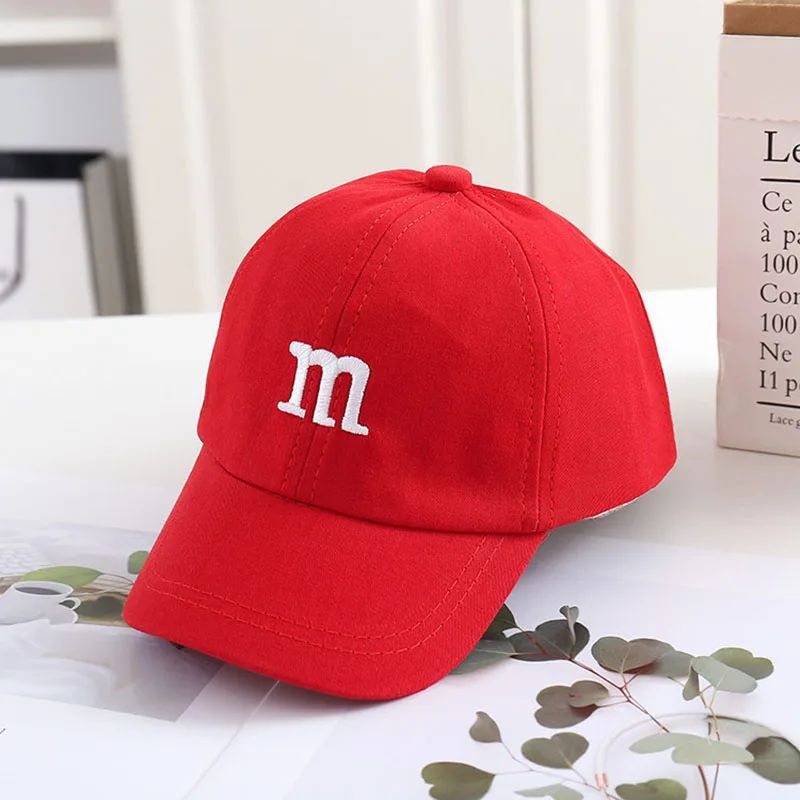 casquette enfant rouge monogramme brodé