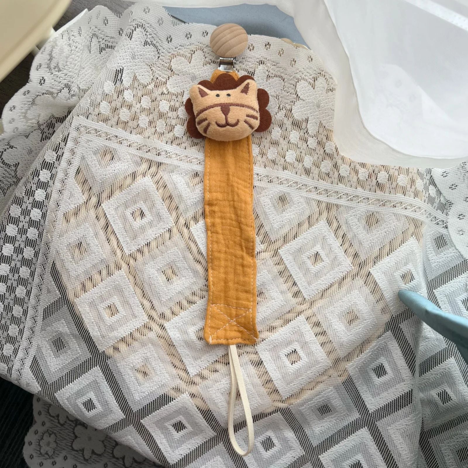 attache tétine style tigre