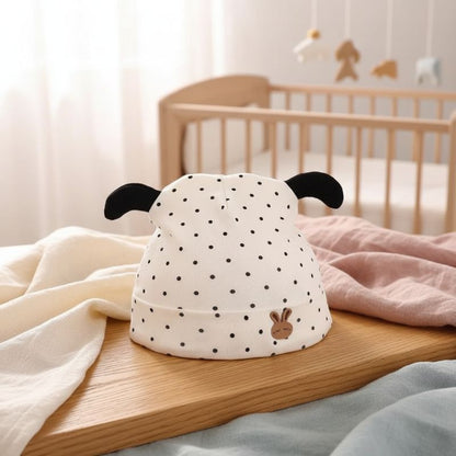 bonnet bébé naissance avec motifs points noirs