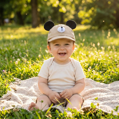 casquette bebe visière protectrice bébé souriant