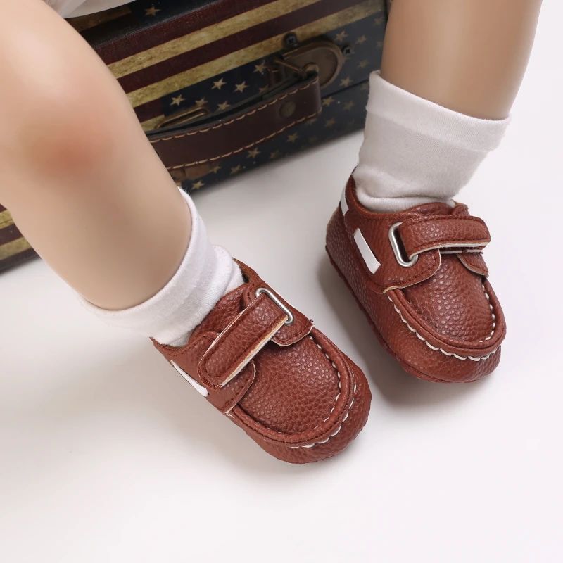 chaussures bébé confortable pour premiers pas