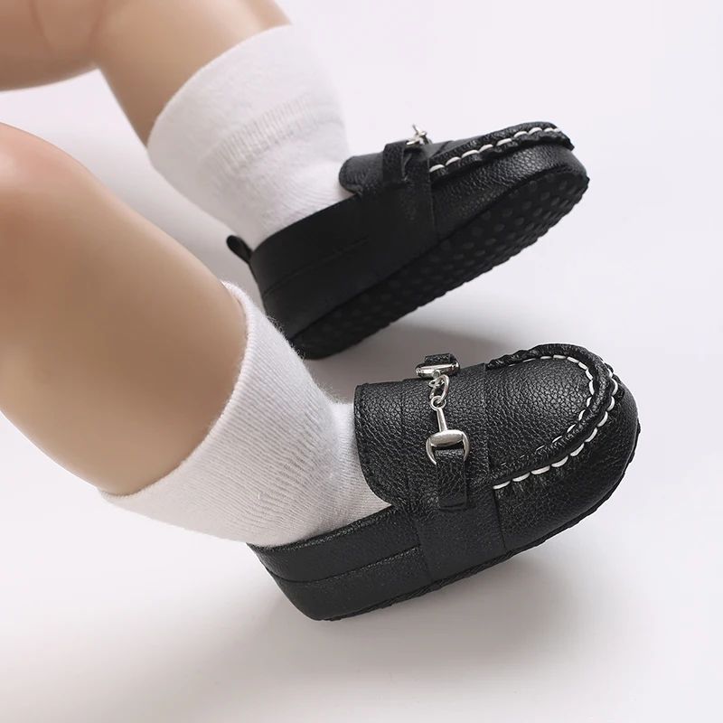 chaussures bebe large ouverture cuir souple