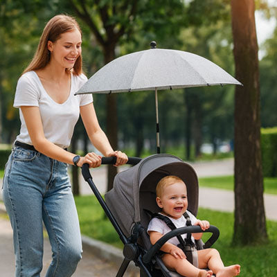 ombrelle pour poussette maman et bébé en promenade