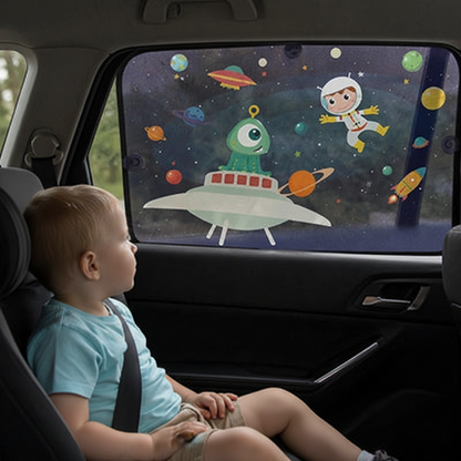 pare soleil voiture bébé observant motif espace