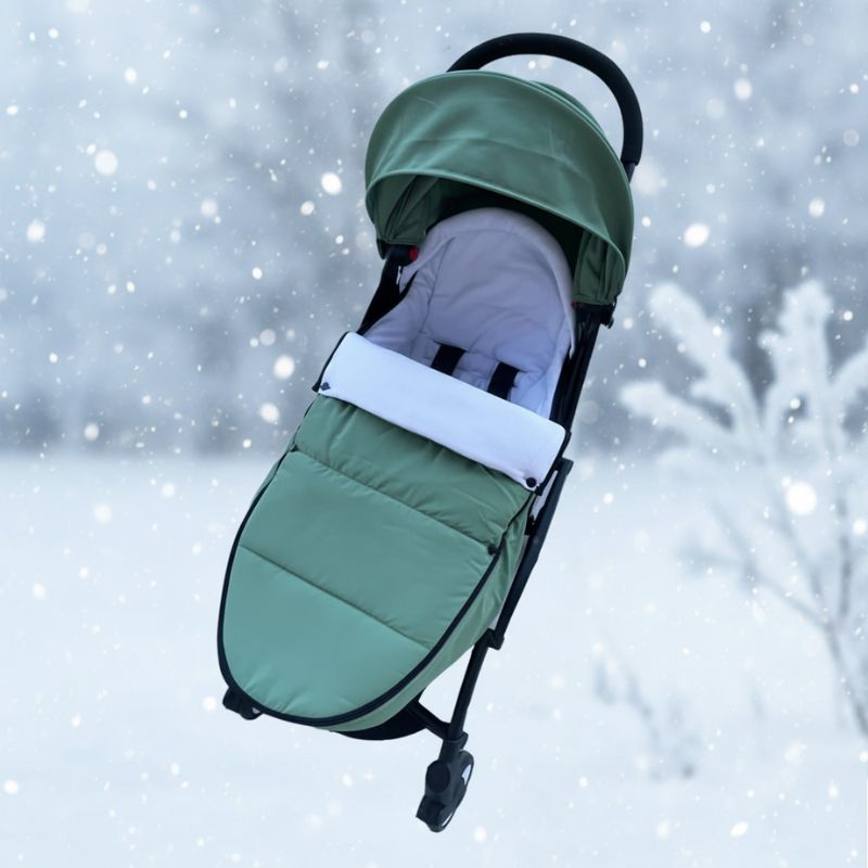 poussette chanceliere vert  avec enveloppe matelassée
